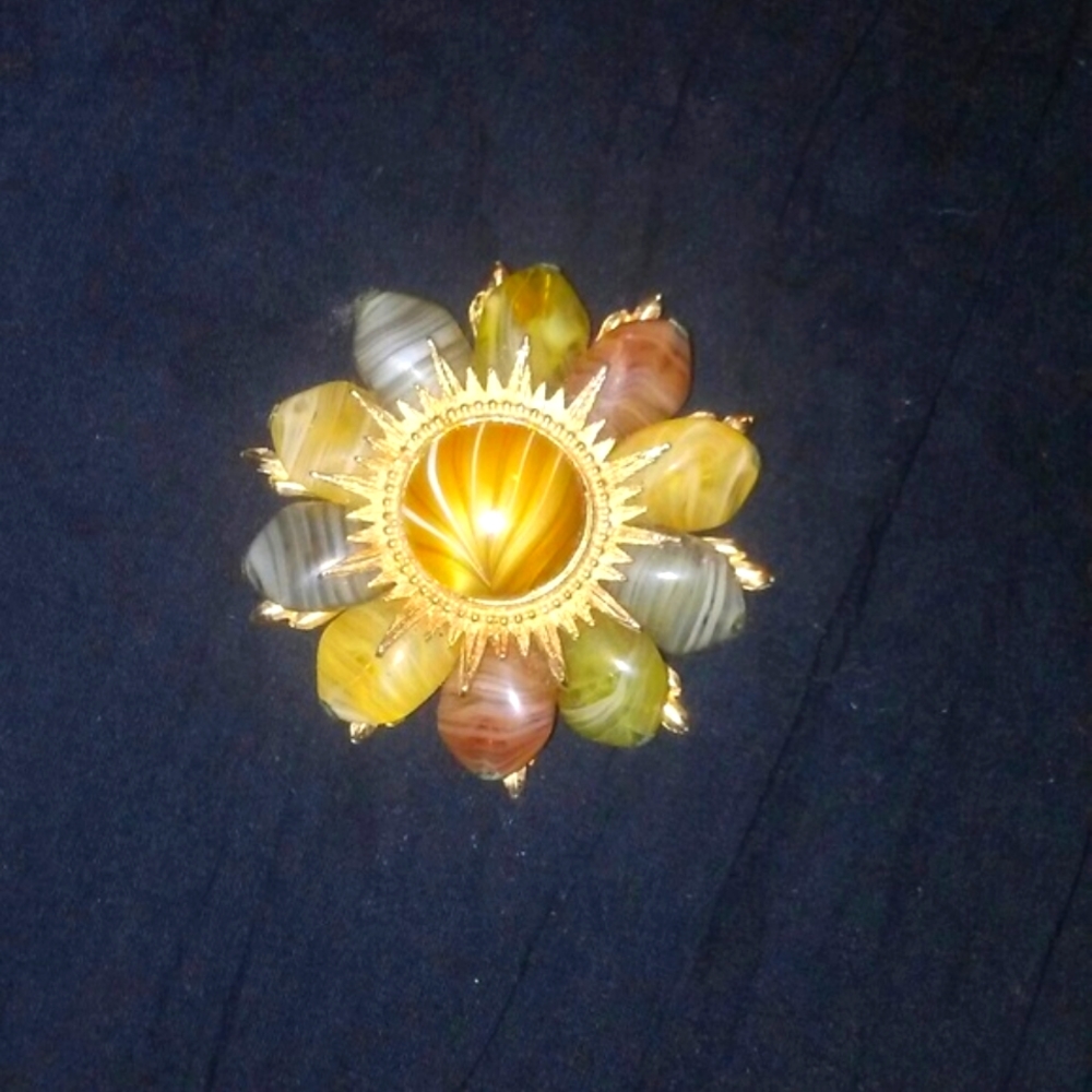 Vintage Starburst Blown Glass Bead Brooch Exquisite piece. Bgj